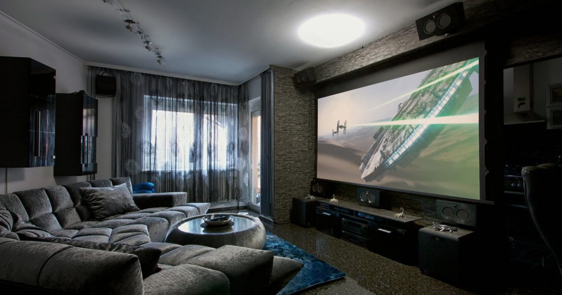 4k Projector Vs Tv For Living Room